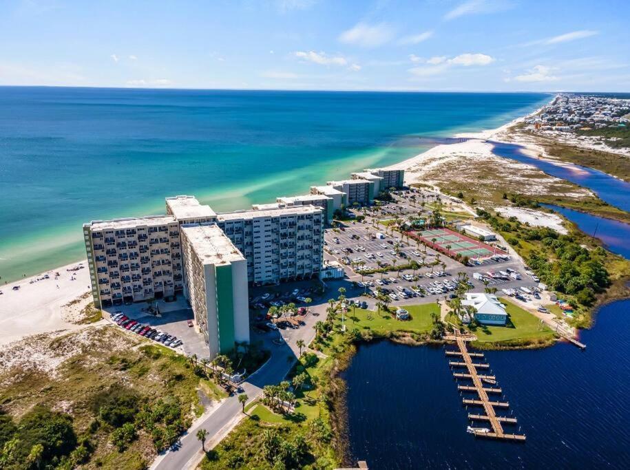 Sea Escape 2 Bedroom Beachfront At Pinnacle Port Панама-Сіті-Біч Екстер'єр фото